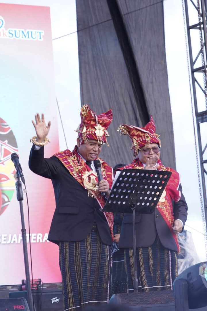 Bupati Karo Membuka Acara Hari Jadi Kabupaten Karo Ke-79 Tahun 2025