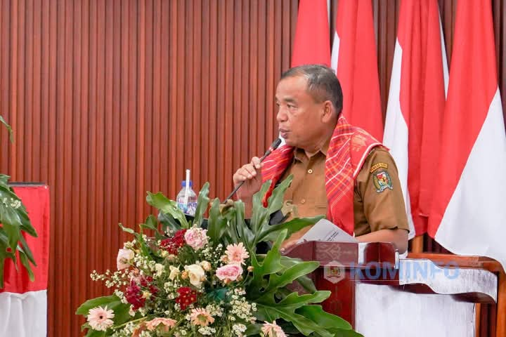 Bupati dan Wakil Bupati Karo, Hadiri Rapat Paripurna DPRD Karo, dalam Rangka Penyampaian Laporan Pelaksanaan Reses Anggota DPRD