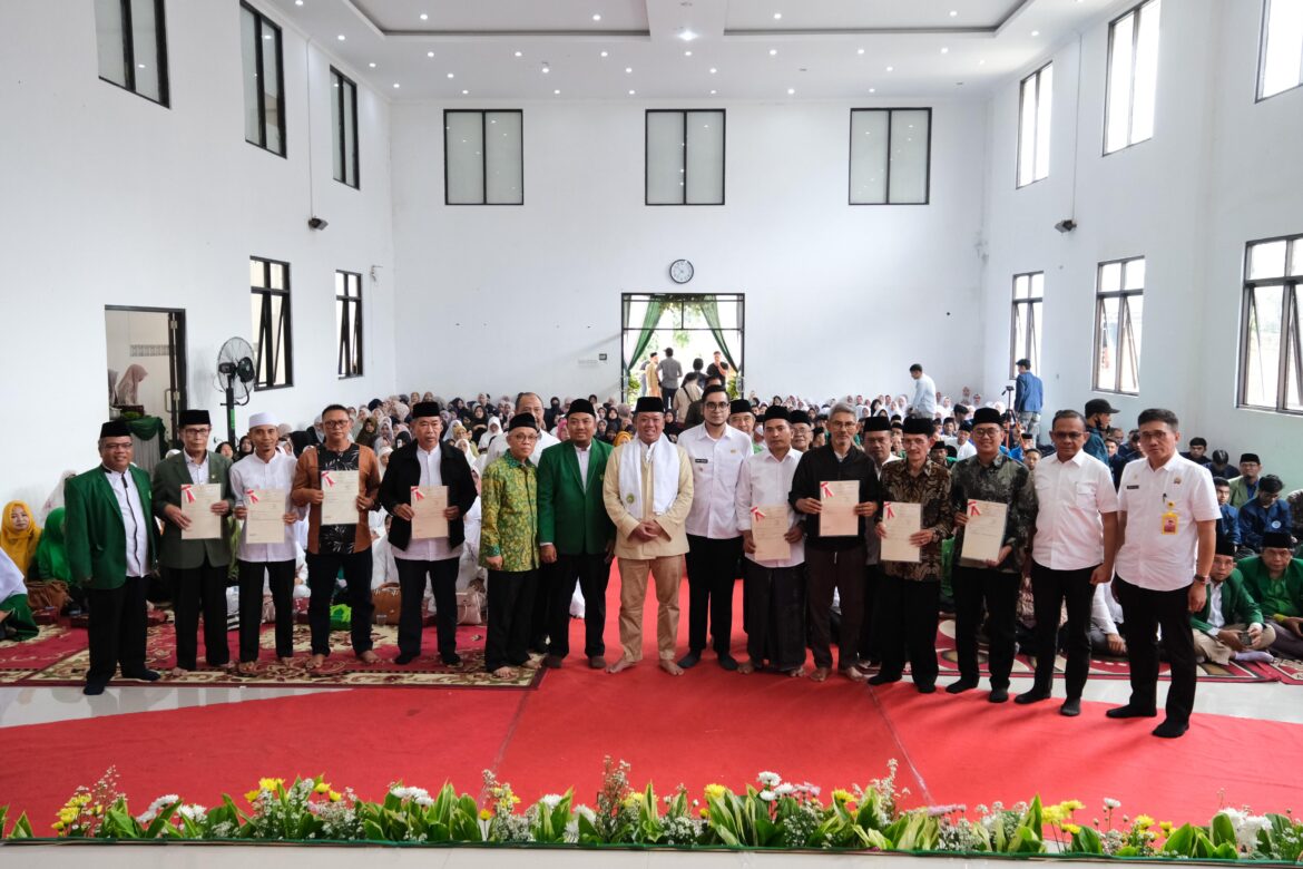 Menteri Nusron dan Ketua DPP PUI Teken MoU, Dorong Pemanfaatan Tanah Wakaf secara Produktif