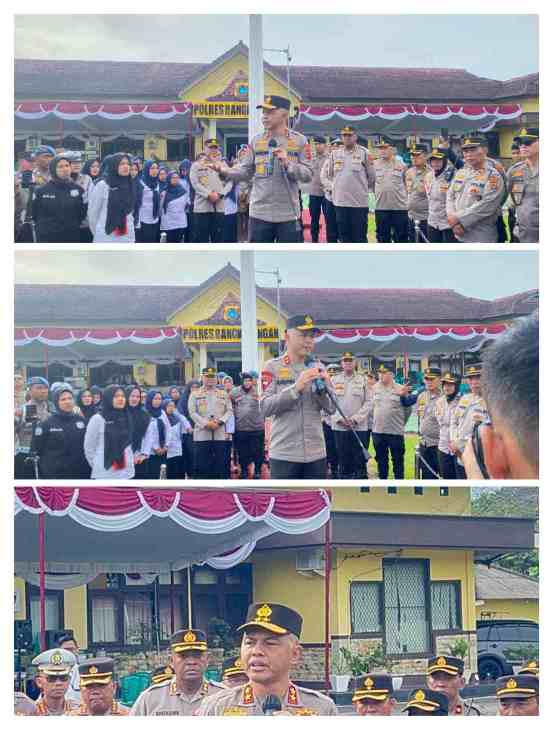 Kedua Polres ini dikumpulkan untuk mengikuti apel gabungan yang dipimpin Kapolda Bangka Belitung Irjen Pol Hendro Pandowo.