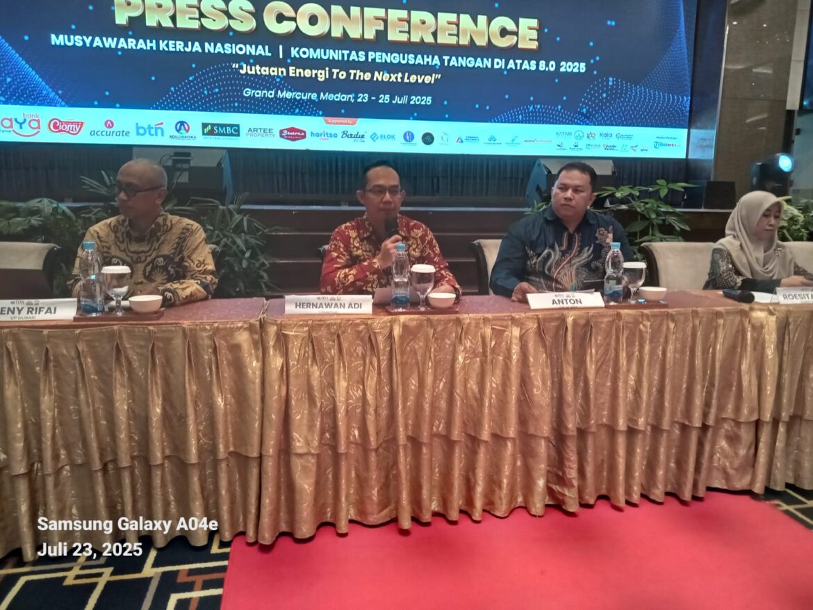 Ngeri!!!.Acara Mukernas TDA Yang Di Gelar Di Hotel Mercure Medan Ricuh Wartawan Di Batasi Ada apa!!! 