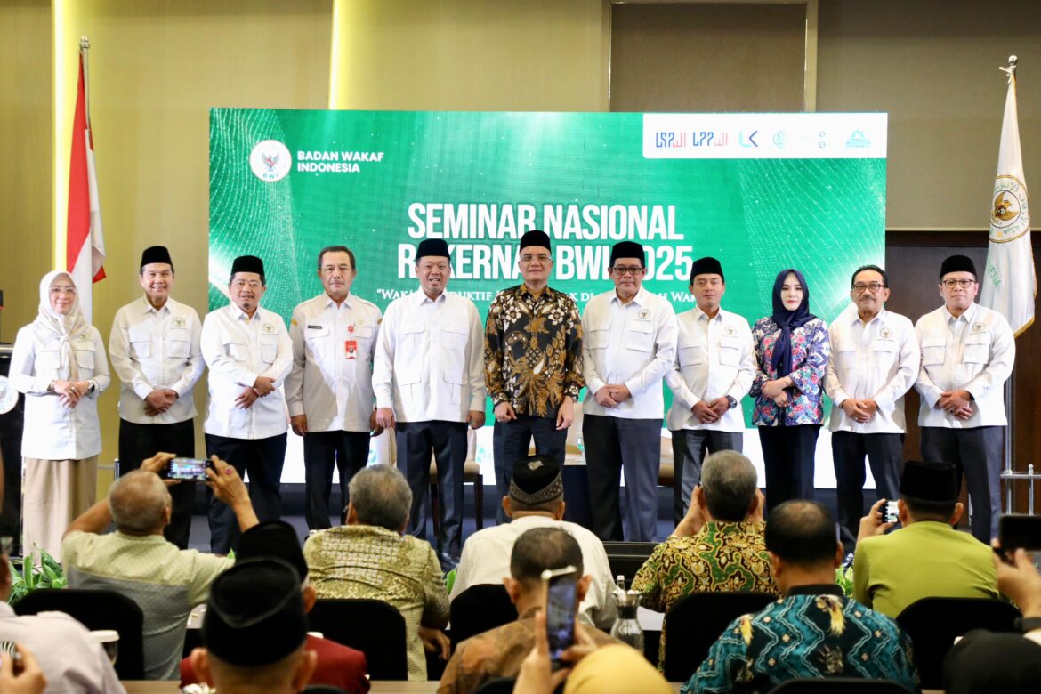 Jadi Pembicara di Rakernas BWI, Menteri Nusron Tegaskan Target Sertipikasi Wakaf hingga 2028